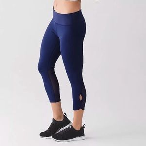 Lululemon Beat The Heat Crop